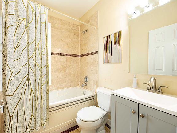 5th image of 2321 N Oak Park Ave #2321-A-104