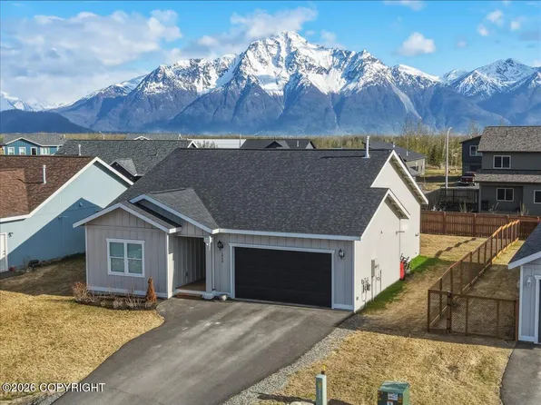 1043 E Mountain Peak Loop, Palmer, AK 99645