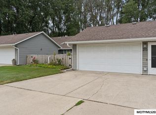 380 S Yorktown Pike UNIT 25, Mason City, IA 50401