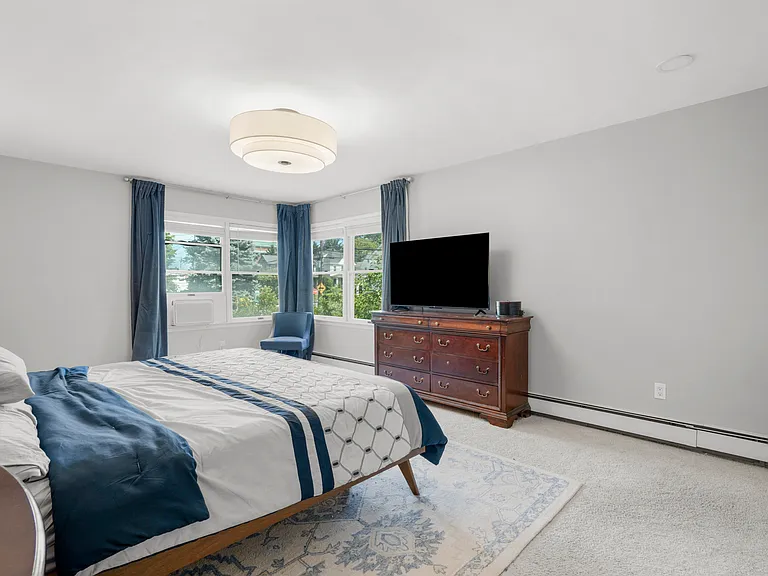 315 Maple Ave — Photo 29
