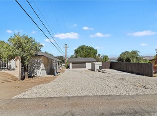 17400 Ranspot Ave, Lake Elsinore, CA 92530