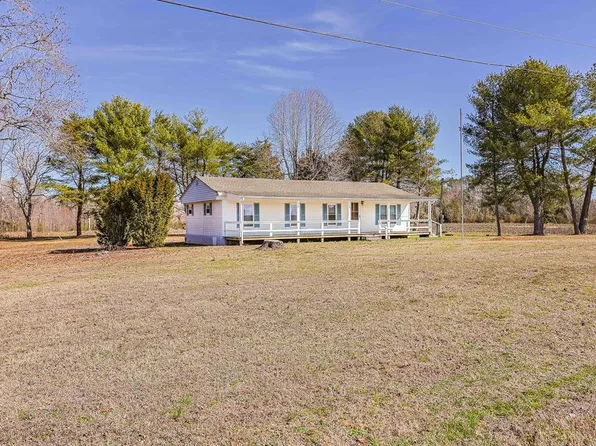 175 Bells Dr, Warsaw, VA 22572