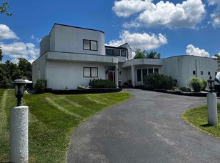 8168 N Byers Ln, Stonewood, WV 26301