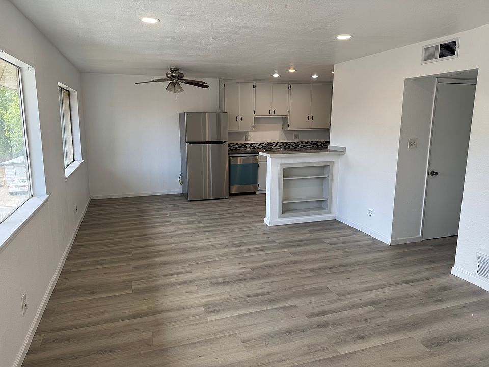 1st image of 750 Sycamore St #5