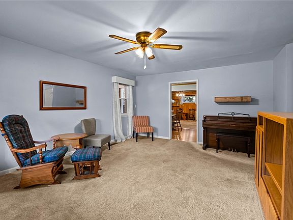 5th image of 1015 Porter Ave