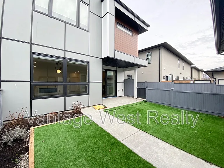 867 Morrison Ave #4 — Photo 34
