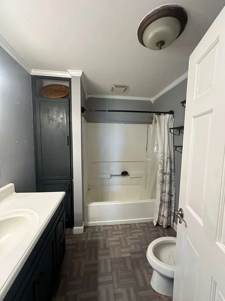 2 bed, $2,600 — Photo 2