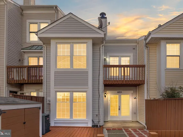 6011 Sunset Ridge Ct, Centreville, VA 20121