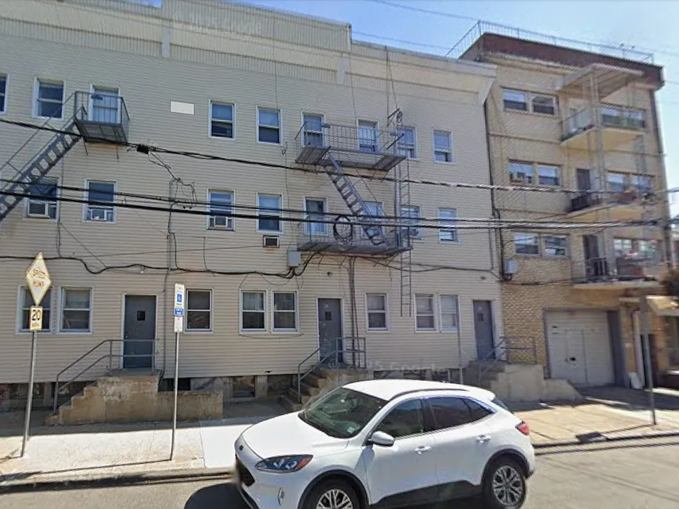 28 Providence St