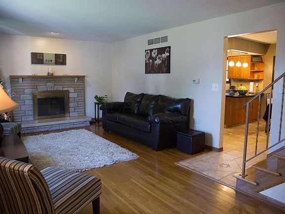 5th image of 1751 Riverbirch Dr