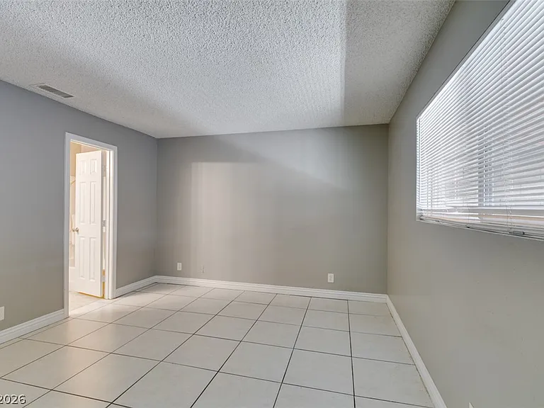 4732 Chantilly Ave — Photo 29