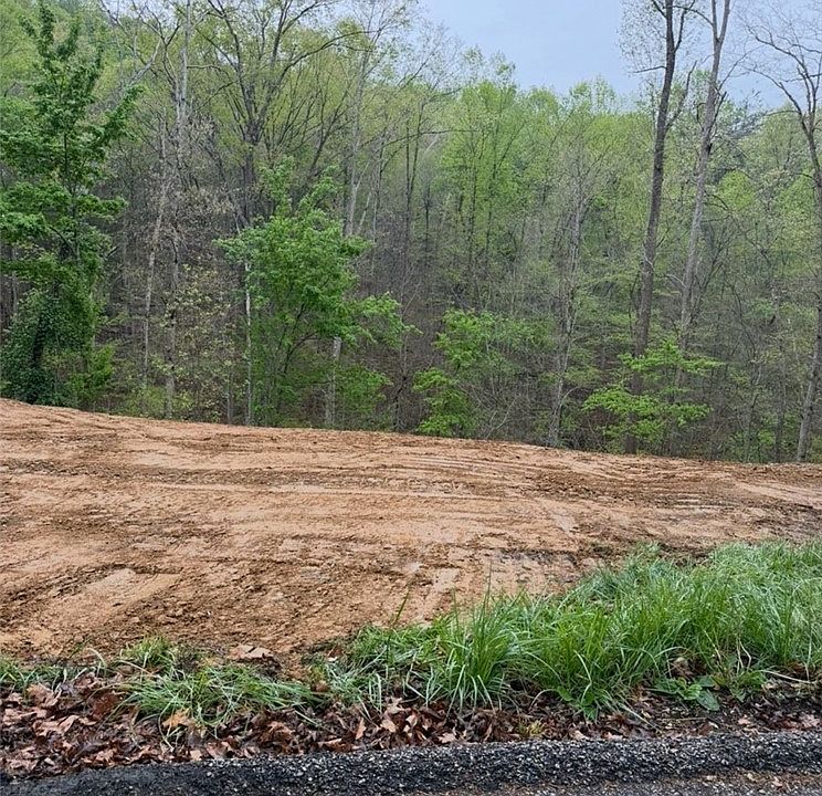 1st image of 1411 Woodmere Dr