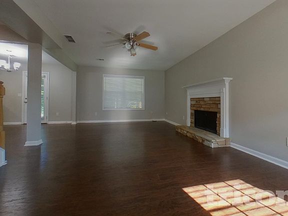 2nd image of 542 Meadow Spring Dr