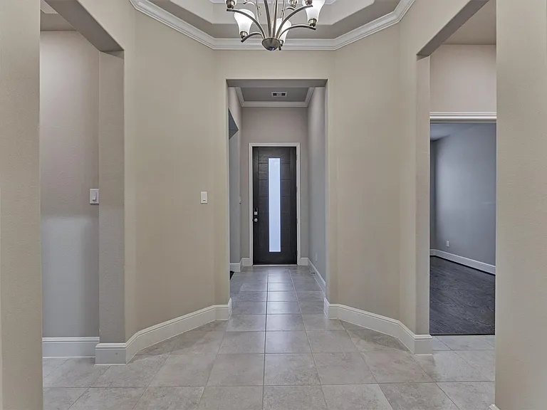 20911 Velvet Wing Dr — Photo 5