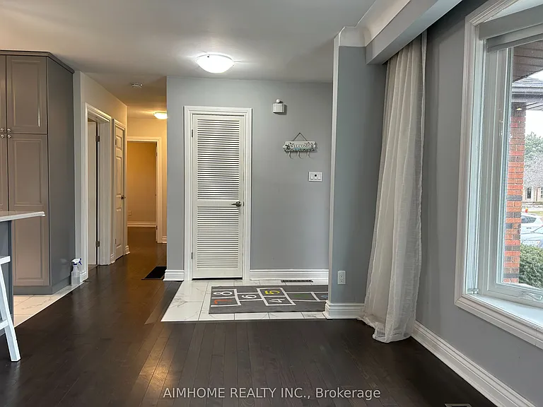 2415 Edith Ave — Photo 10