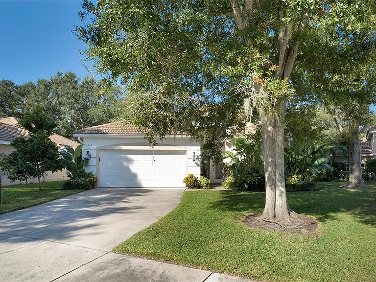 4713 Windsor Ave — Photo 2
