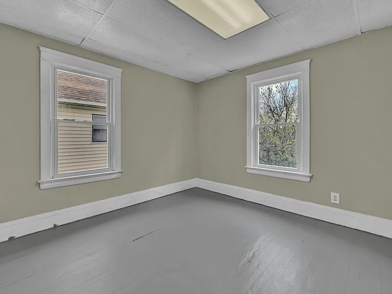 13317 Caine Ave — Photo 17