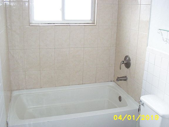 3rd image of 6304 Navajo Ave E
