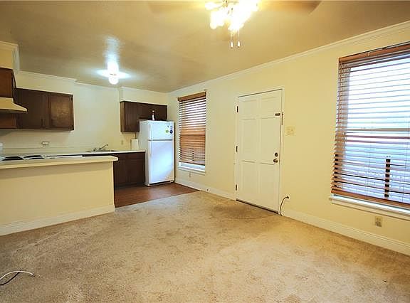 3rd image of 7522 Benjamin St APT 213