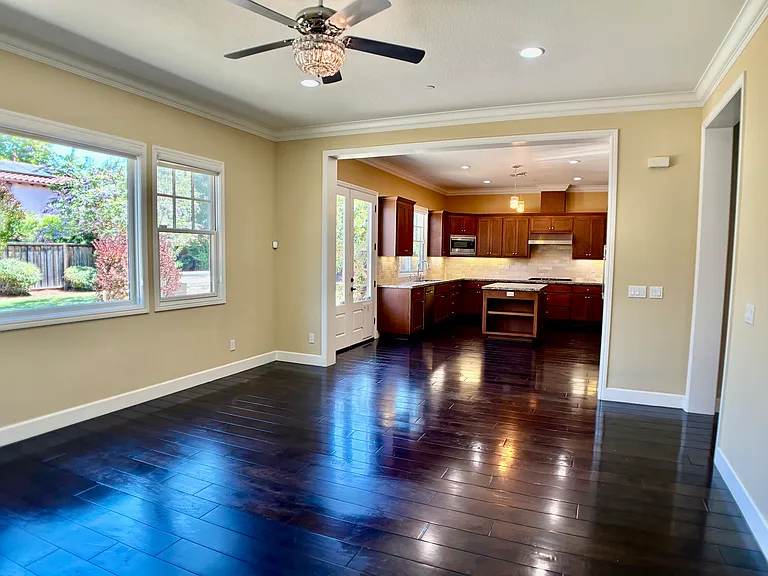 140 Levin Ave — Photo 13