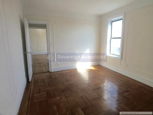 Rented by Sovereign Associates | media 10