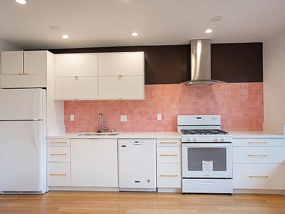 5th image of 646 N La Fayette Park Pl APT 10