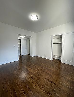 2nd image of 401 E 88th St #16X