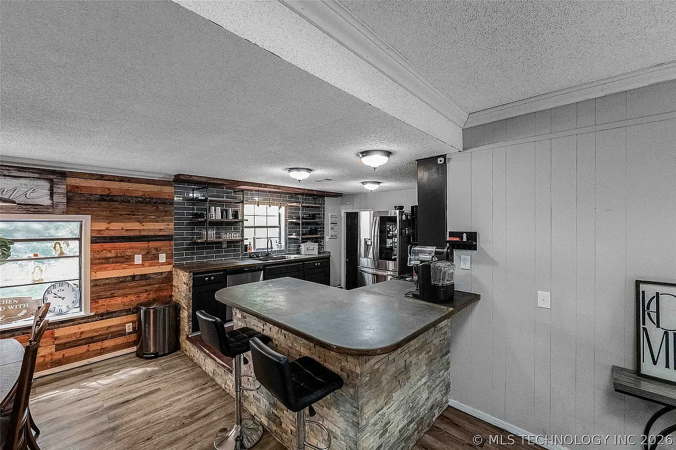 4 bed, 1951 sqft, $1,300 — Photo 4
