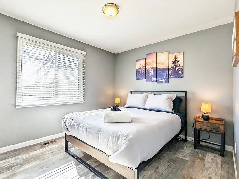 3330 Mirage Dr — Photo 11
