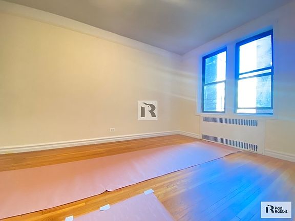 5th image of 745 Lincoln Pl APT 1C