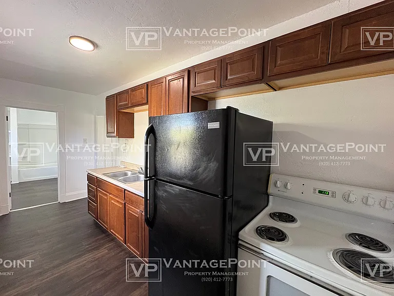 604 S Maple Ave — Photo 3