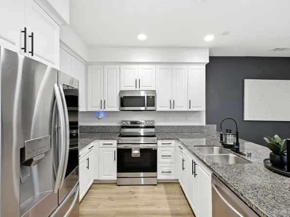 2815 Clary St, Spring Valley, CA 91977