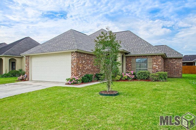 1st image of 40311 Crestridge Dr