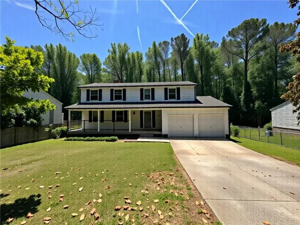 2691 Old South Dr, Jonesboro, GA 30236