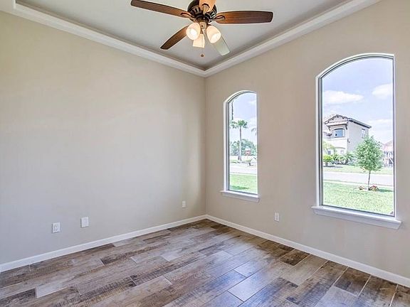 3rd image of 4109 Beaulieu Dr