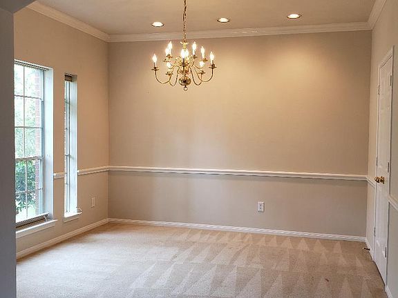 Formal dining room