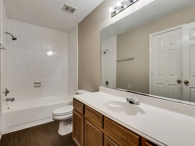 8342 Fuqua Gardens Dr — Photo 14