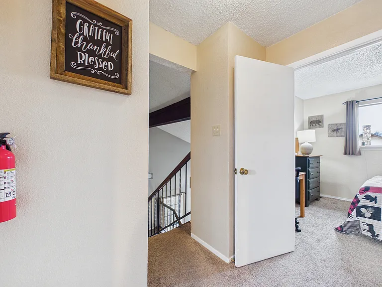 108 Niblic Ct #1 — Photo 26