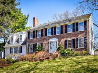 9 Salem Rd, Wellesley, MA 02481
