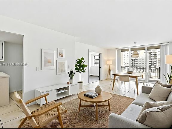 5th image of 18071 Biscayne Blvd APT 802