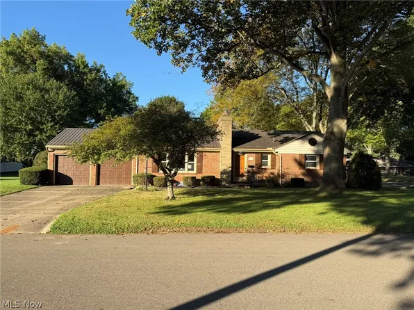 1820 Dover Ave, Dover, OH 44622
