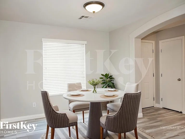 6074 Peaceful Creek St — Photo 8