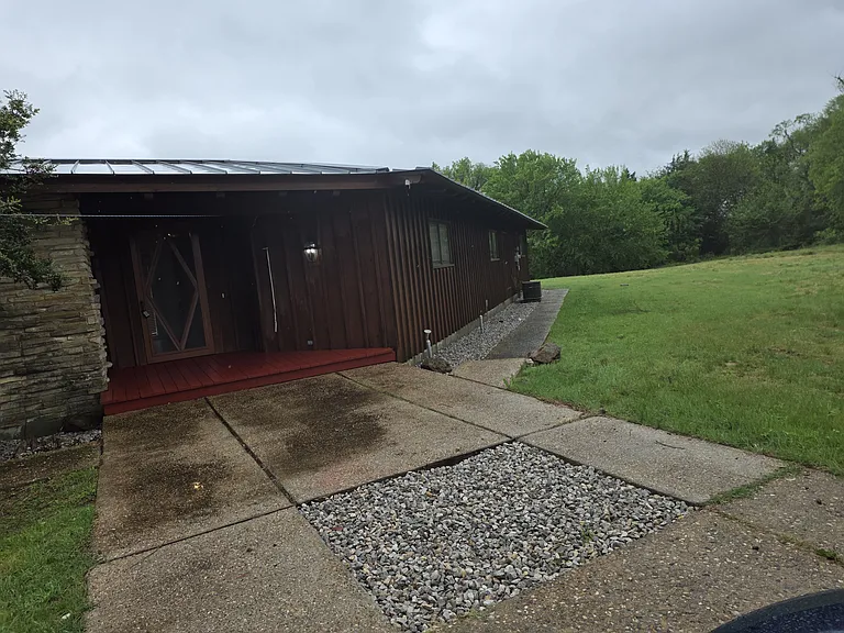 1002 W Bear Creek Rd — Photo 41
