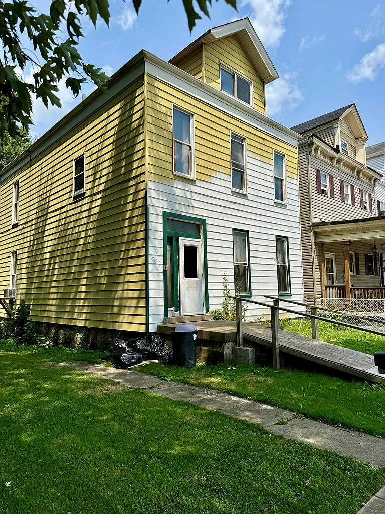 27 Virginia Street photo 1