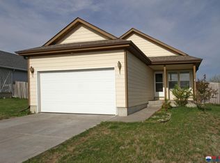 1841 NW 47th St, Lincoln, NE 68528