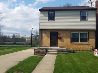 322 Pine St, Zelienople, PA 16063
