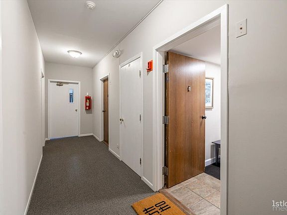 4th image of 1577 Raymond Dr APT 104