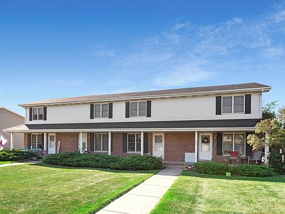 4 UNIT BUILDING IN NICE NEIGHBORHOOD.