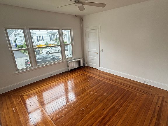 5th image of 75 Walnut St #1