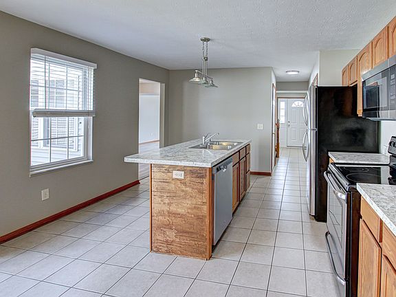 4th image of 1150 Chapman Ln Unit 8